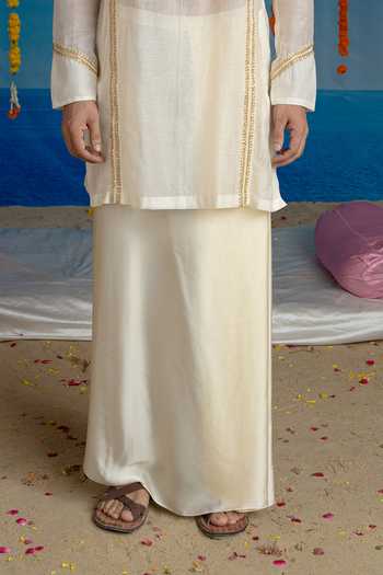 Mint Blush Off White Silk, Cotton, Chanderi Moonstone Embroidered Kurta Set Online at Aza Fashions Mint Blush_Off White Silk, Cotton, Chanderi Moonstone Embroidered Kurta Set _Online_at_Aza_Fashions