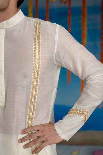 Shop Mint Blush Off White Silk, Cotton, Chanderi Moonstone Embroidered Kurta Set Online at Aza Fashions Shop_Mint Blush_Off White Silk, Cotton, Chanderi Moonstone Embroidered Kurta Set _Online_at_Aza_Fashions