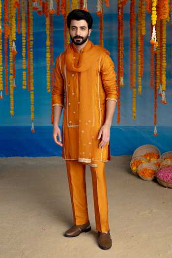 Buy Mint Blush Orange Silk Saffron Gota Patti Work Kurta Set Buy_Mint Blush_Orange Silk Saffron Gota Patti Work Kurta Set