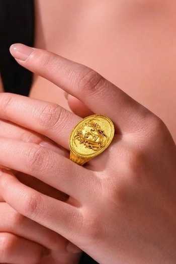 Arvino Gold Plated Face Medallion Ring Online at Aza Fashions Arvino_Gold Plated Face Medallion Ring _Online_at_Aza_Fashions