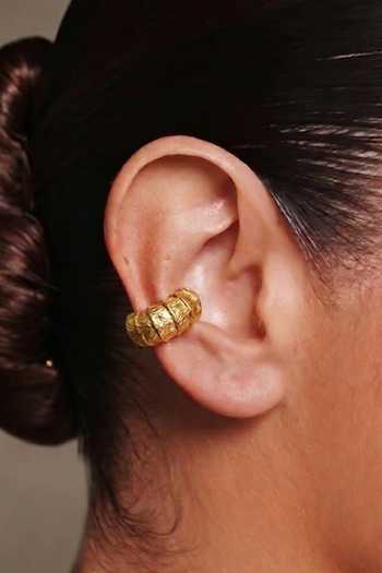 Shop_Arvino_Gold Plated Textured Rib Earcuff _Online_at_Aza_Fashions