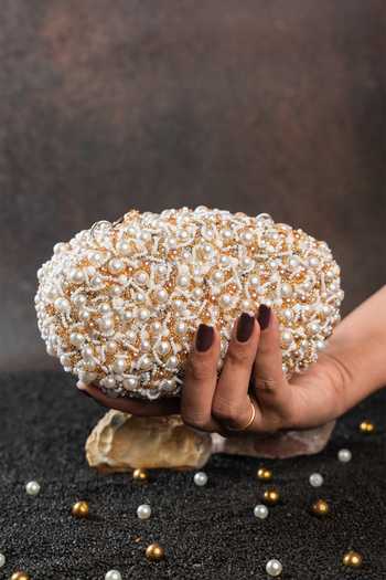 Nayaab By Sonia Pearl Radiance Clutch
