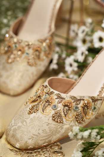 Buy House of Vian Cream Shahnaz Mule Heels Online at Aza Fashions Buy_House of Vian_Cream Shahnaz Mule Heels _Online_at_Aza_Fashions