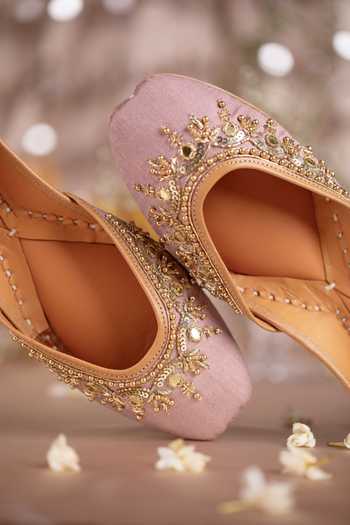 Buy House of Vian Pink Inara Mirror Work Juttis Online at Aza Fashions Buy_House of Vian_Pink Inara Mirror Work Juttis _Online_at_Aza_Fashions