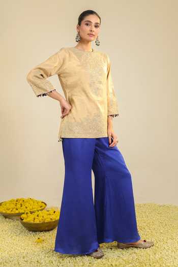 Roohbyridhimaa Eda Embroidered Kurta Set 