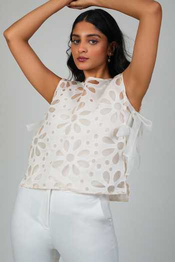 9899 White Organza, Suiting Round Neck Floral Top And Pant Set Online at Aza Fashions 9899_White Organza, Suiting Round Neck Floral Top And Pant Set _Online_at_Aza_Fashions