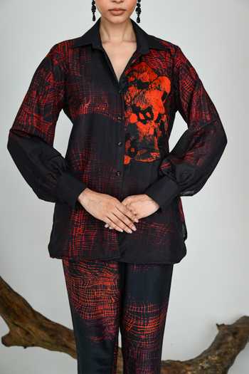 Shop_The Dramebaaz CO_Black Silk Collared Neck Emberlines Trouser Set 