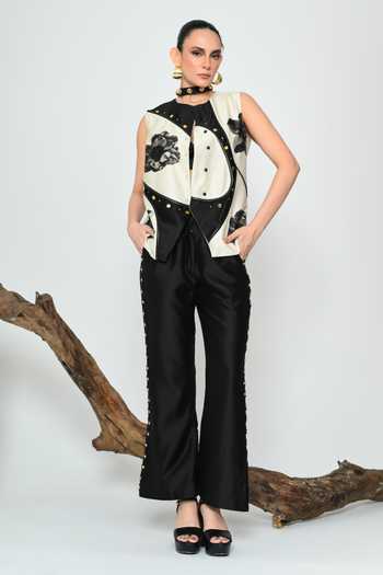 Buy The Dramebaaz CO Off White Silk High Neck Dahlia Dust Waistcoat Online at Aza Fashions Buy_The Dramebaaz CO_Off White Silk High Neck Dahlia Dust Waistcoat _Online_at_Aza_Fashions