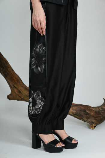 Buy The Dramebaaz CO Black Silk Cocoon Barrel Pant Online at Aza Fashions Buy_The Dramebaaz CO_Black Silk Cocoon Barrel Pant _Online_at_Aza_Fashions