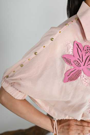 Buy The Dramebaaz CO Pink Silk Collared Neck Squash Cropped Jacket Buy_The Dramebaaz CO_Pink Silk Collared Neck Squash Cropped Jacket