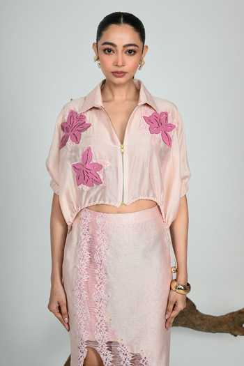 The Dramebaaz CO Pink Silk Collared Neck Squash Cropped Jacket Set Online at Aza Fashions The Dramebaaz CO_Pink Silk Collared Neck Squash Cropped Jacket Set _Online_at_Aza_Fashions