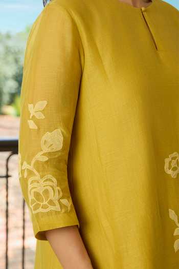 Shop Vaayu Yellow Cotton, Muslin Round Neck, Keyhole Marigold Applique Work Kurta With Pant Online at Aza Fashions Shop_Vaayu_Yellow Cotton, Muslin Round Neck, Keyhole Marigold Applique Work Kurta With Pant _Online_at_Aza_Fashions