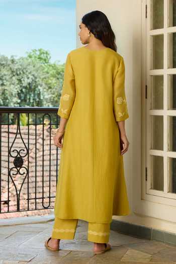 Vaayu Marigold Applique Work Kurta With Pant