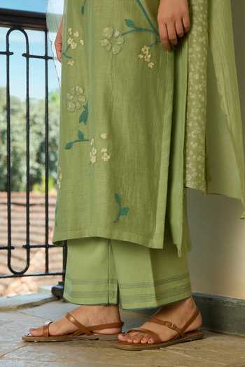 Shop Vaayu Green Muslin, Cotton Open Neck, Yes Sage Applique Work Kurta Set Online at Aza Fashions Shop_Vaayu_Green Muslin, Cotton Open Neck, Yes Sage Applique Work Kurta Set _Online_at_Aza_Fashions