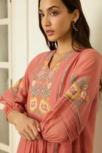 Shop Vaayu Pink Cotton, Muslin V-neck Blush Applique Work Dress Online at Aza Fashions Shop_Vaayu_Pink Cotton, Muslin V-neck Blush Applique Work Dress _Online_at_Aza_Fashions