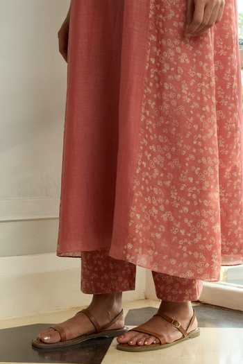 Vaayu Pink Cotton, Muslin Round Neck, Yes Blush Applique Work Kurta And Pant Set at Aza Fashions Vaayu_Pink Cotton, Muslin Round Neck, Yes Blush Applique Work Kurta And Pant Set _at_Aza_Fashions