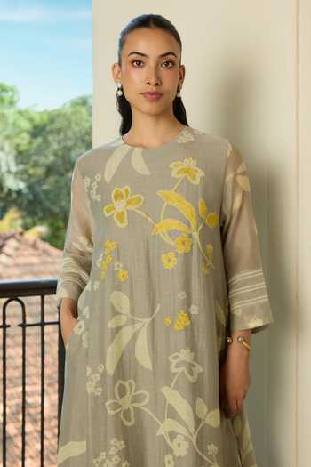 Buy Vaayu Grey Cotton, Muslin Round Neck Slate Floral Embroidered Kurta And Pant Set Online at Aza Fashions Buy_Vaayu_Grey Cotton, Muslin Round Neck Slate Floral Embroidered Kurta And Pant Set _Online_at_Aza_Fashions