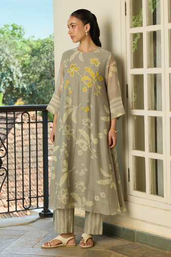 Vaayu Grey Cotton, Muslin Round Neck Slate Floral Embroidered Kurta And Pant Set at Aza Fashions Vaayu_Grey Cotton, Muslin Round Neck Slate Floral Embroidered Kurta And Pant Set _at_Aza_Fashions