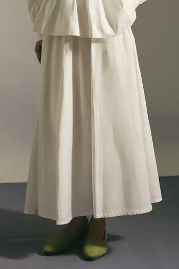 Shimona White Cotton, Linen V-, Collared Cloud Poet Shirt And Skirt Set Online at Aza Fashions Shimona_White Cotton, Linen V-, Collared Cloud Poet Shirt And Skirt Set _Online_at_Aza_Fashions