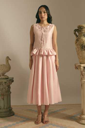 Shimona Pink Cotton, Linen Round , Keyhole Rose Block Top Online at Aza Fashions Shimona_Pink Cotton, Linen Round , Keyhole Rose Block Top _Online_at_Aza_Fashions