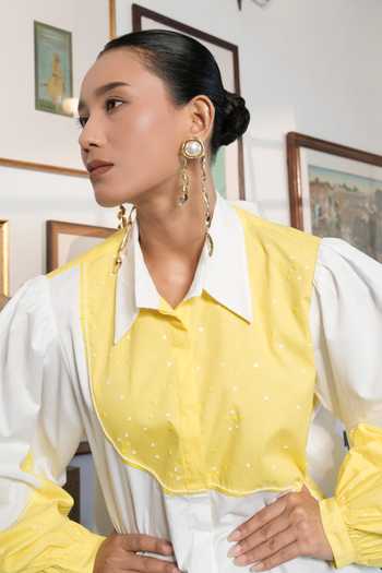 Shop_BAHAARA BY DIVYA NARULA_Ivory Cotton, Poplin Collared Neck Iris Curved Panel Shirt _Online_at_Aza_Fashions
