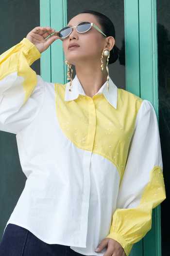 Shop_BAHAARA BY DIVYA NARULA_Ivory Cotton, Poplin Collared Neck Iris Curved Panel Shirt 