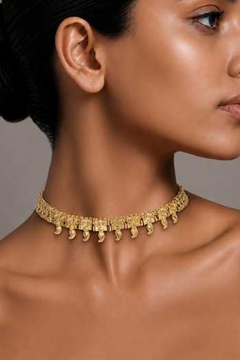 House Of Tuhina Damini Carved Choker Necklace