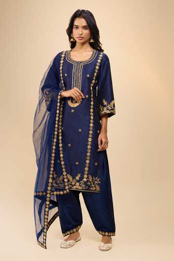 Shop Samyukta Singhania Blue Silk Round Neck Embroidered Raw Kurta Set Online at Aza Fashions Shop_Samyukta Singhania_Blue Silk Round Neck Embroidered Raw Kurta Set _Online_at_Aza_Fashions