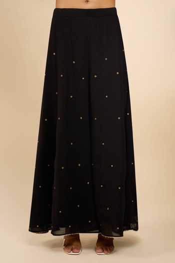 Samyukta Singhania_Black Net Square Neck Floral Embroidered Kurta Sharara Set _at_Aza_Fashions