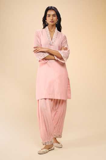 Shop Samyukta Singhania Pink Chanderi V-neck Embroidered Kurta And Salwar Set Online at Aza Fashions Shop_Samyukta Singhania_Pink Chanderi V-neck Embroidered Kurta And Salwar Set _Online_at_Aza_Fashions