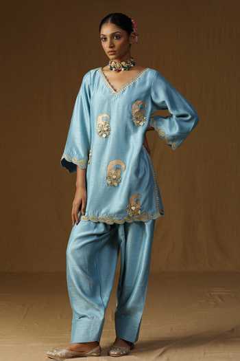 Arpita Sulakshana Vrinda Neel Madhur Embroidered Kurta Set 
