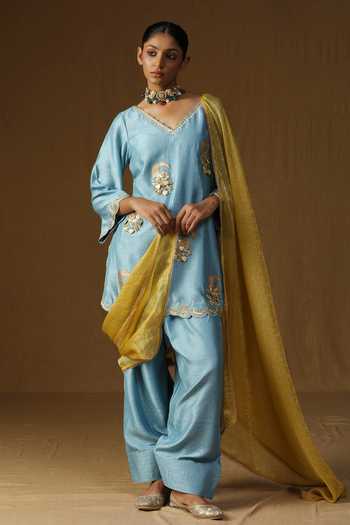Arpita Sulakshana Vrinda Neel Madhur Embroidered Kurta Set 