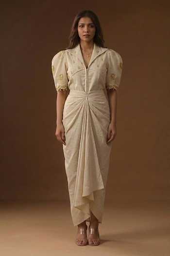 Arpita Sulakshana Rangadevi Safed Shirt & Draped Skirt Set 