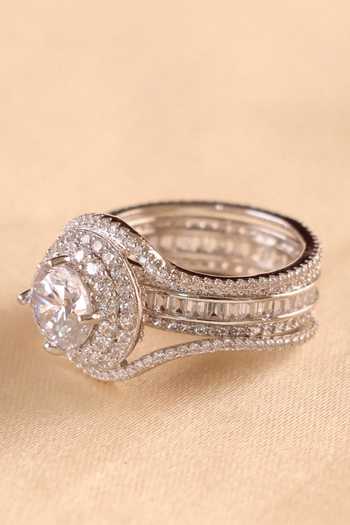 MRJEWELS White The Dual Aura Convertible Solitaire Ring Set Online at Aza Fashions MRJEWELS_White The Dual Aura Convertible Solitaire Ring Set _Online_at_Aza_Fashions