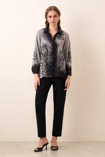Buy RANNA GILL Grey Crinkle, Polyester V-, Collared Aven Printed Top Online at Aza Fashions Buy_RANNA GILL_Grey Crinkle, Polyester V-, Collared Aven Printed Top _Online_at_Aza_Fashions