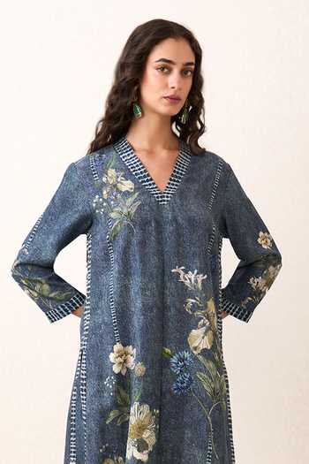 Shop RANNA GILL Blue Tencel, Twill V-neck Elysian Bloom Print Tunic Online at Aza Fashions Shop_RANNA GILL_Blue Tencel, Twill V-neck Elysian Bloom Print Tunic _Online_at_Aza_Fashions