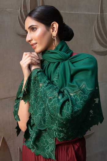 Mauli Cashmere Emerald Green A Rose Dream Embroidered Stole Online at Aza Fashions Mauli Cashmere_Emerald Green A Rose Dream Embroidered Stole _Online_at_Aza_Fashions