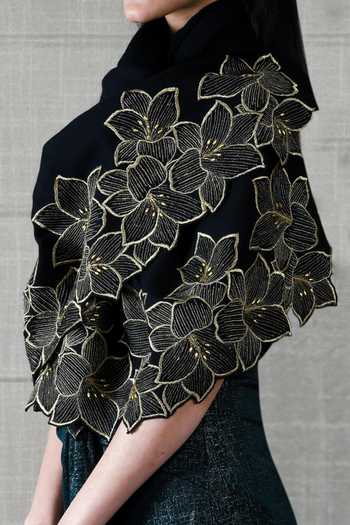 Buy Mauli Cashmere Black Midnight Bloom Embroidered Stole Online at Aza Fashions Buy_Mauli Cashmere_Black Midnight Bloom Embroidered Stole _Online_at_Aza_Fashions