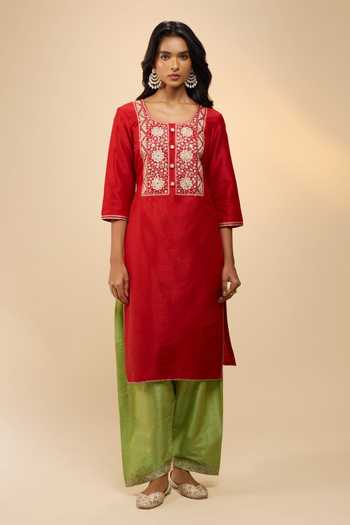 Samyukta Singhania_Multicolor Silk Round Neck Embroidered Yoke Kurta Set _Online_at_Aza_Fashions