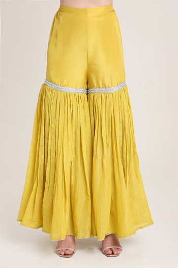 Shop KEITH GOMES Yellow Silk, Tissue, Net V-neck, Yes Embroidered Kurta Set Online at Aza Fashions Shop_KEITH GOMES_Yellow Silk, Tissue, Net V-neck, Yes Embroidered Kurta Set _Online_at_Aza_Fashions