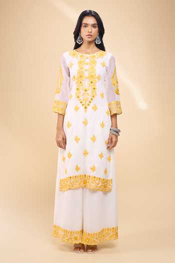 Samyukta Singhania Off White Georgette Embroidery Round Neck Floral Kurta Palazzo Set Online at Aza Fashions Samyukta Singhania_Off White Georgette Embroidery Round Neck Floral Kurta Palazzo Set _Online_at_Aza_Fashions