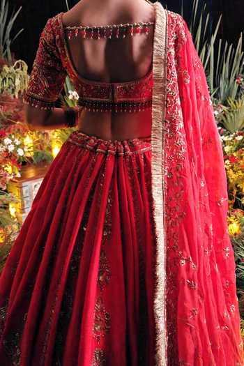 Amaltas Couture Red Silk, Organza, Net Sweetheart Neck Aari Embroidered Bridal Lehenga Set at Aza Fashions Amaltas Couture_Red Silk, Organza, Net Sweetheart Neck Aari Embroidered Bridal Lehenga Set _at_Aza_Fashions