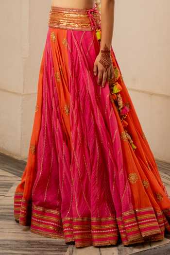 Nimbu Mirchi_Yellow Chanderi Sweetheart Neck Adaa Lehenga Set _at_Aza_Fashions