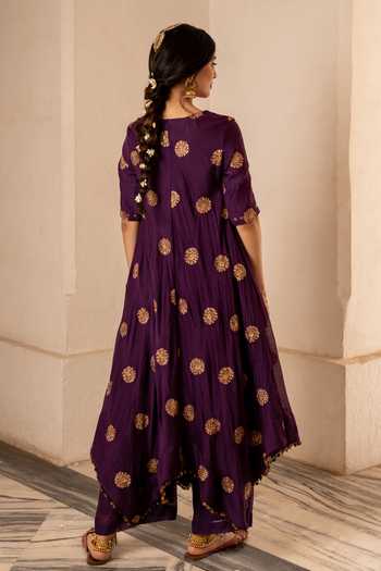 Nimbu Mirchi Sahira Embroidered Kurta Set 
