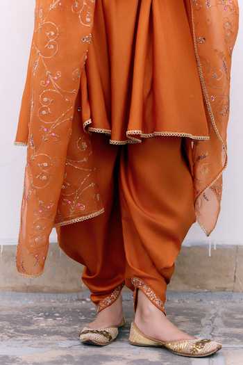 Buy_Pink City by Sarika_Orange Silk, Organza Embroidery V-neck Santari Jaal Anarkali Set 