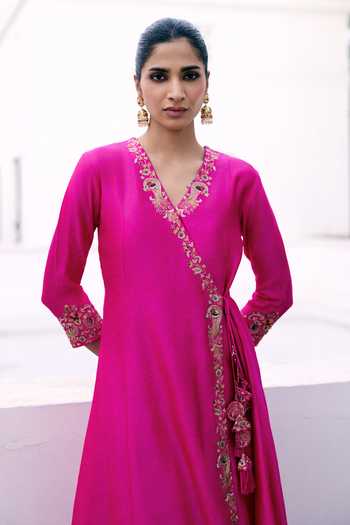 Buy_Pink City by Sarika_Pink Silk, Chanderi V-neck Peacock Border Embroidered Angarkha Set _Online_at_Aza_Fashions