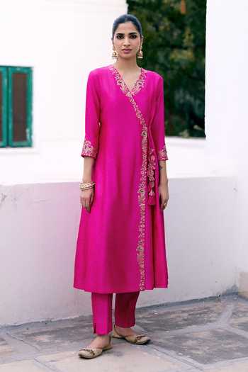 Shop_Pink City by Sarika_Pink Silk, Chanderi V-neck Peacock Border Embroidered Angarkha Set _Online_at_Aza_Fashions