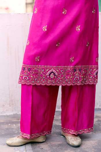 Shop_Pink City by Sarika_Fuchsia Silk, Chanderi Split V-neck Peacock Bloom Embroidered Kurta Set _Online_at_Aza_Fashions