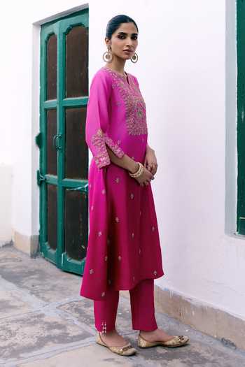 Buy_Pink City by Sarika_Pink Silk, Chanderi Round Neck Lotus And Mor Gharchola Kurta Set _Online_at_Aza_Fashions