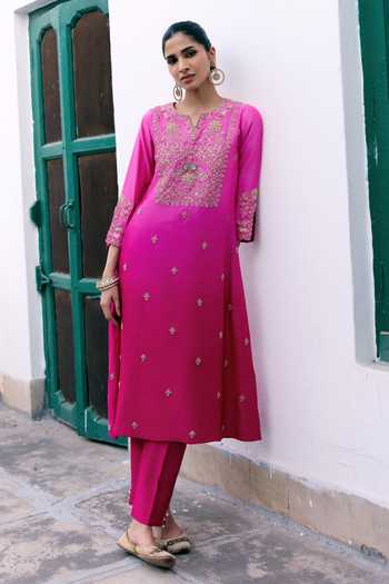 Shop Pink City by Sarika Pink Silk, Chanderi Round Neck Lotus And Mor Gharchola Kurta Set Online at Aza Fashions Shop_Pink City by Sarika_Pink Silk, Chanderi Round Neck Lotus And Mor Gharchola Kurta Set _Online_at_Aza_Fashions